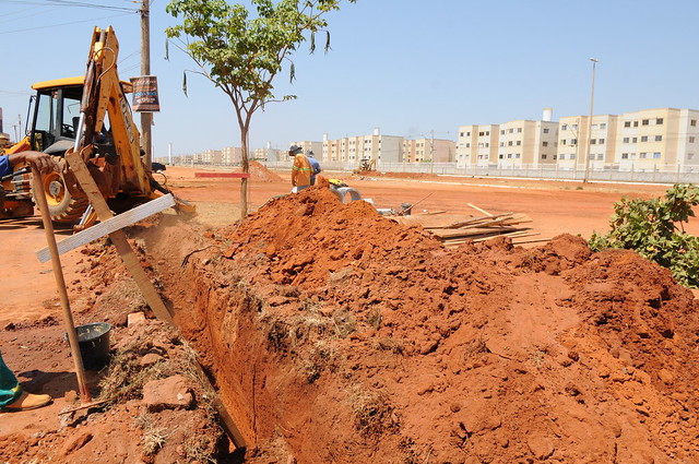 Avançam as obras de infraestrutura e urbanização no Riacho Fundo II