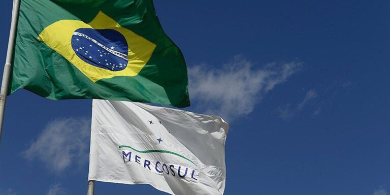 Presidentes se reunem na 60ª reunião de Cúpula do Mercosul no Paraguai