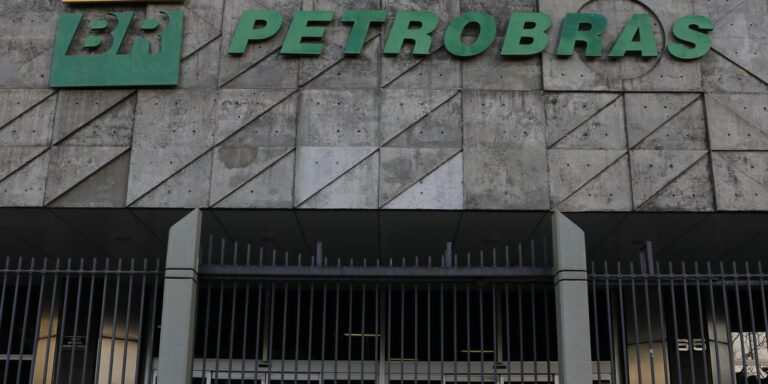 Petrobras coloca em operação plataforma P-71 na Bacia de Santos