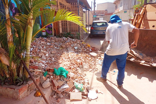 GDF Presente recolhe 16 toneladas de lixo na Estrutural