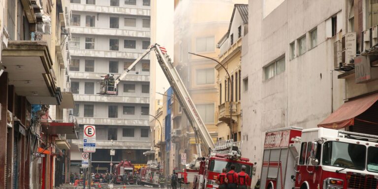 Prefeitura inicia trabalhos para demolição de prédio incendiado