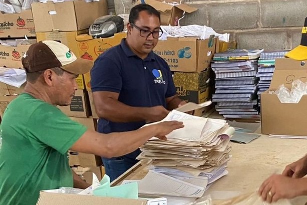 Justiça Eleitoral do Tocantins encaminha mais de 1,5 tonelada de papel para reciclagem