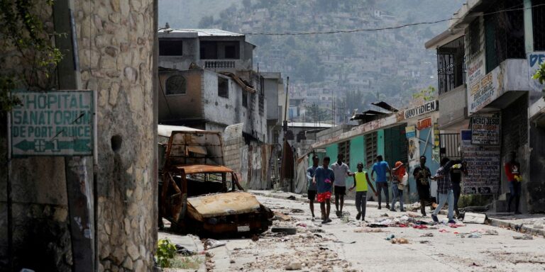 Haiti: líder de gangue morre; formação de conselho de transição segue