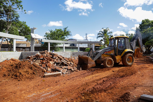 27/11/2024 - Reforma da Praça da Bíblia na Candangolândia amplia espaço de convivência para moradores da região