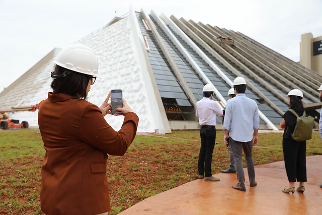 04/12/2024 - Na reta final das obras, Teatro Nacional Claudio Santoro recebe últimas visitas técnicas